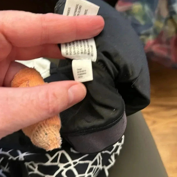 NWOT Diane Von Furstenberg for Target black & white design sports bra size M - Picture 5 of 5